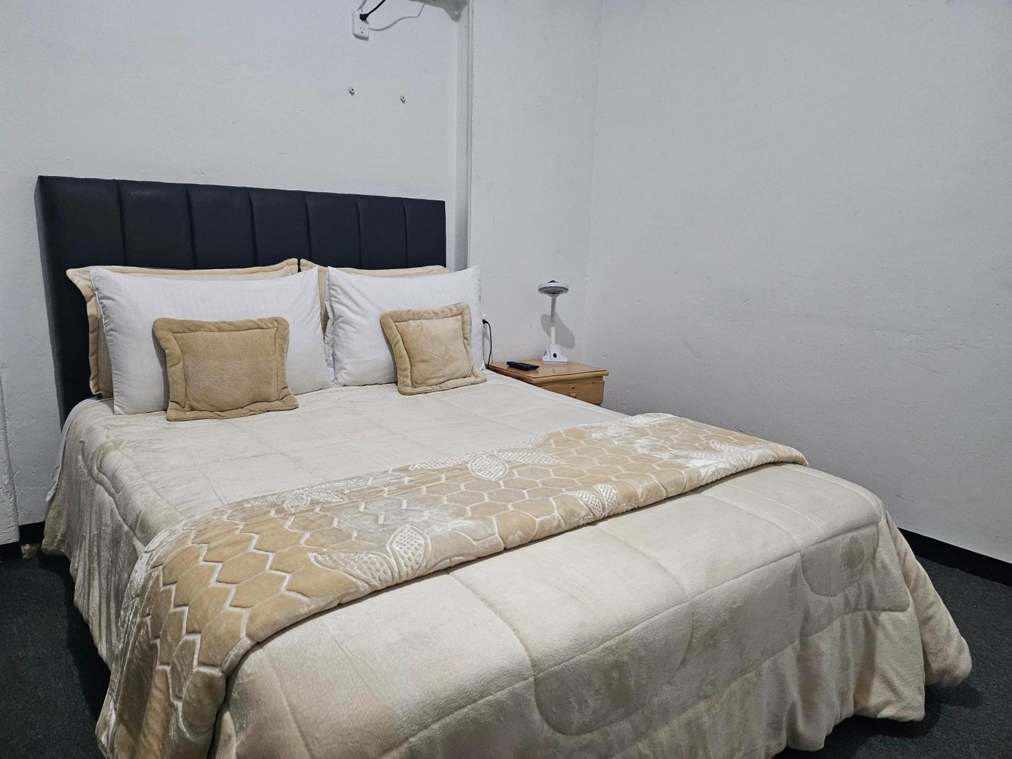 Casa Samor La Candelaria Μπογκοτά Εξωτερικό φωτογραφία
